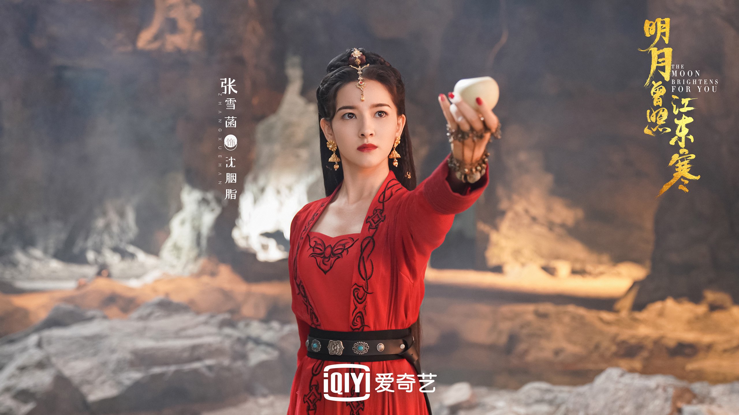熊猫体育娱乐-曼联边锋积极回撤参与防守反抢，曼联防守反击
